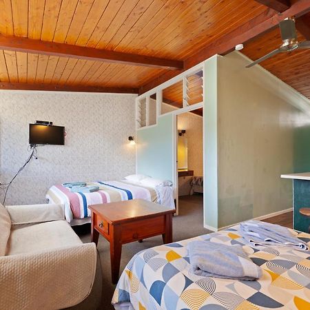 Aaryn Court Motel Роторуа Екстер'єр фото